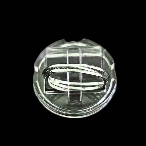 Anillo triple entrelazado liso