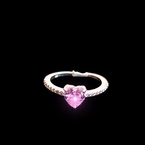 Anillo corazón rosa con microcirconias rosas