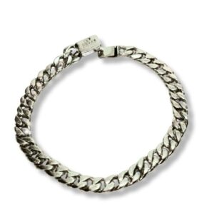 Pulsera barbada cerrada